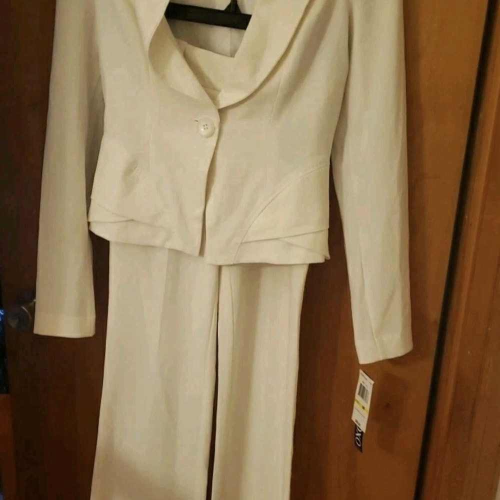 XOXO White Cream Pant Suite Set Blazer Jacket